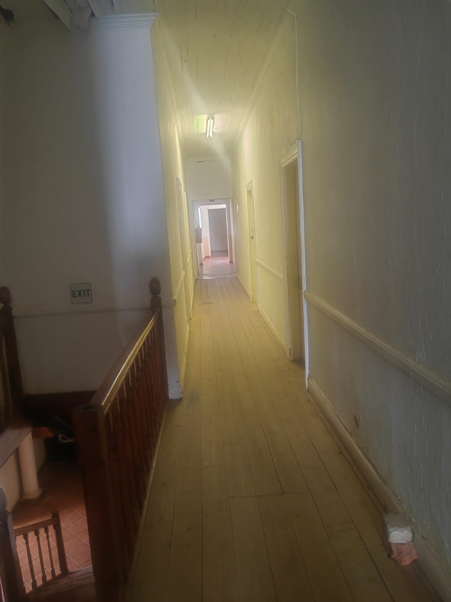 13 Bedroom Property for Sale in Uniondale Western Cape